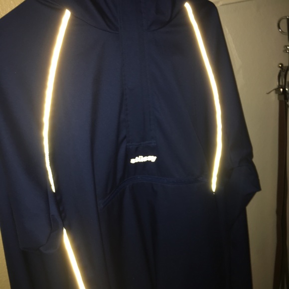 $TUSSY WINDBREAKER HIGHVISIBILITY - Picture 3 of 3